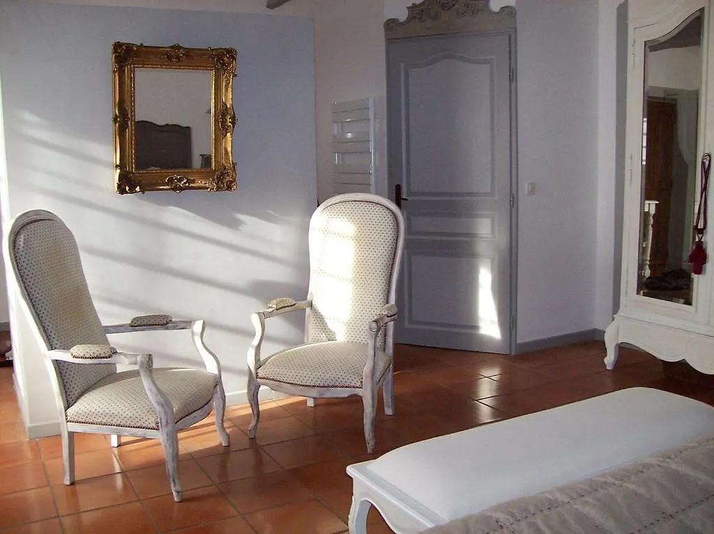 Couette-café Bed and Breakfast La Paliere à Correns